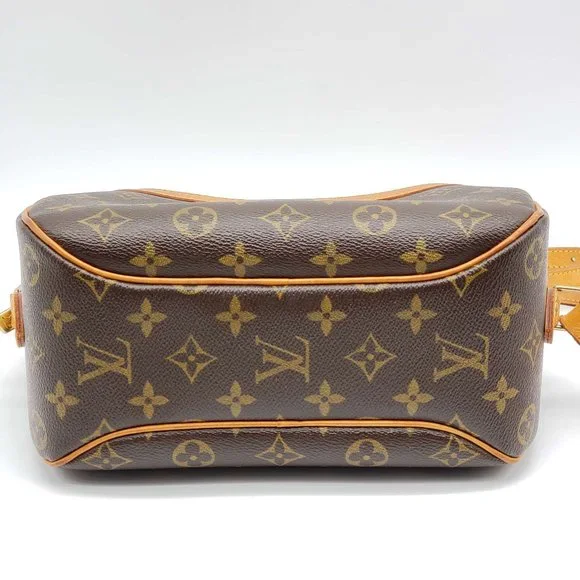100% Authentic Louis Vuitton Monogram Crossbody Bag - Picture 6 of 16